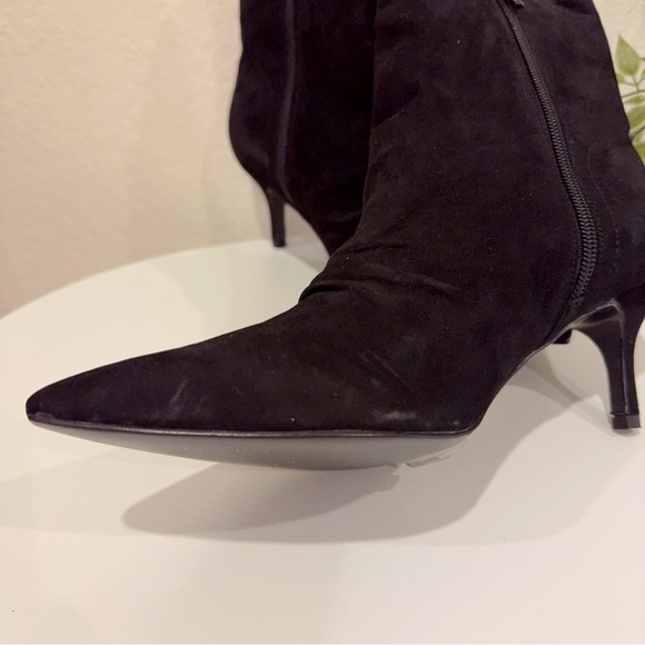 Jaggar Black Pleated Suede Kitten Heel Boots Bootie NIB 39/40 - Picture 8 of 16
